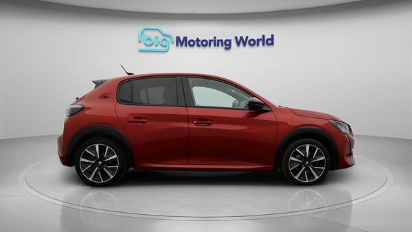 Used Peugeot E-208 2021 for sale - 76084088: Photo 9