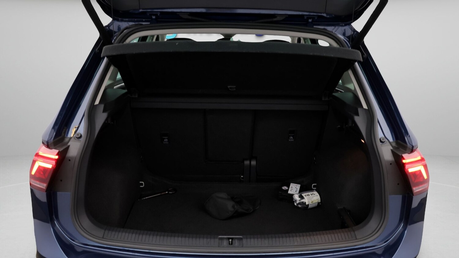 Used Volkswagen Tiguan 2021 for sale - 77194170: Photo 17