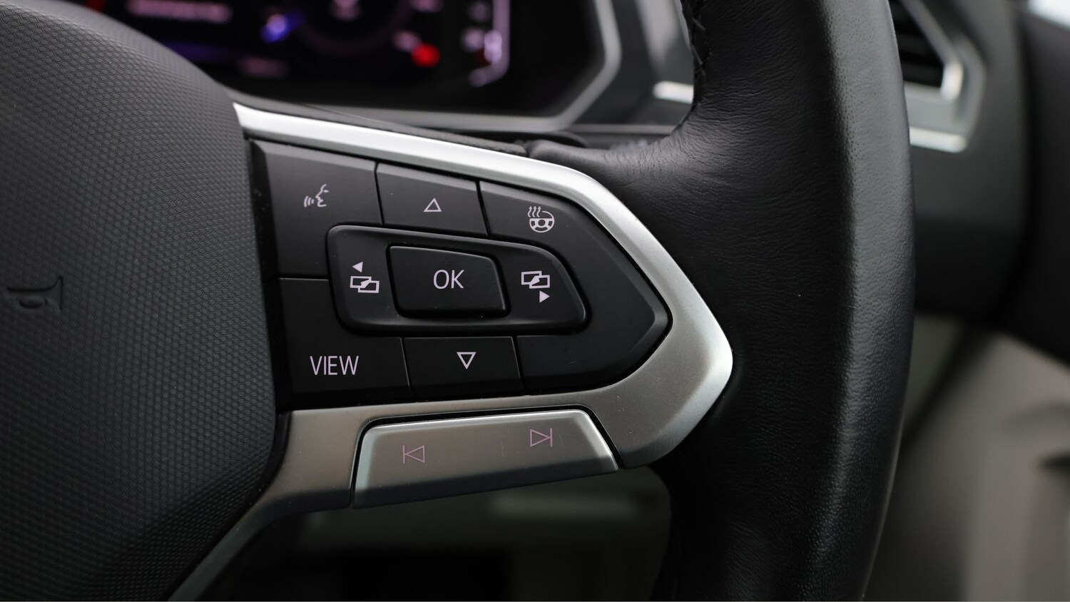 Used Volkswagen Tiguan 2021 for sale - 77194170: Photo 24