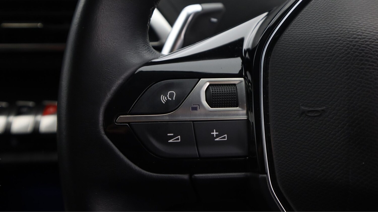 Used Peugeot 3008 for sale - 77984579: Photo 21