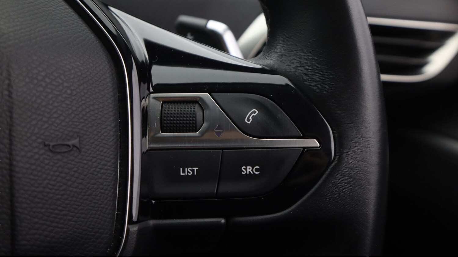 Used Peugeot 3008 for sale - 77984579: Photo 24