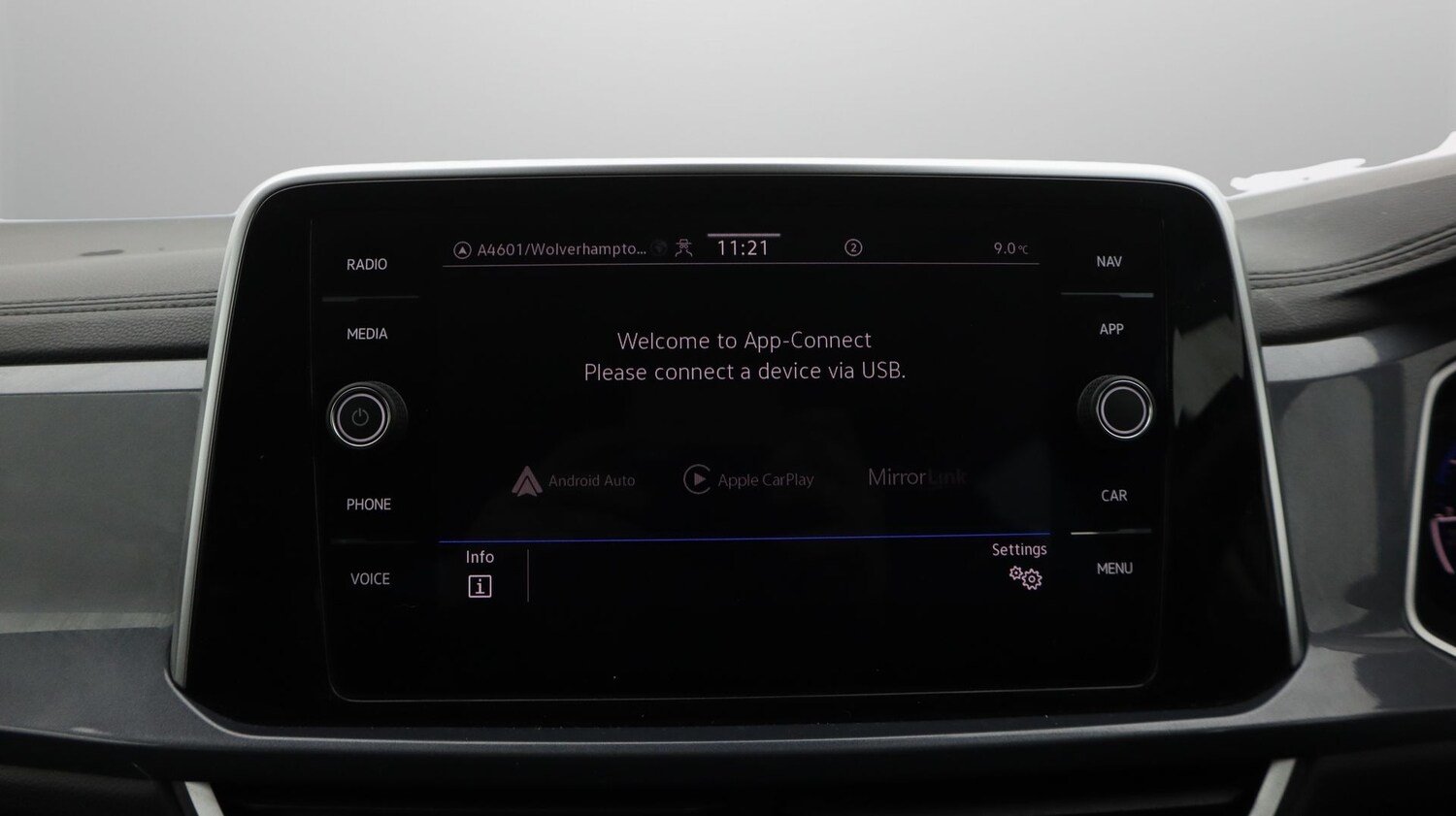 Used Volkswagen T-Roc 2023 for sale - 77461925: Photo 21