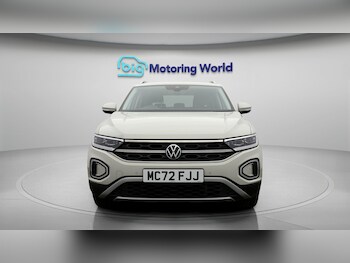 Used Volkswagen T-Roc 2023 for sale - 77461925: Photo