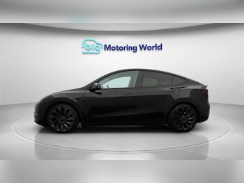 Used Tesla Model Y 2022 for sale - 77412552: Photo