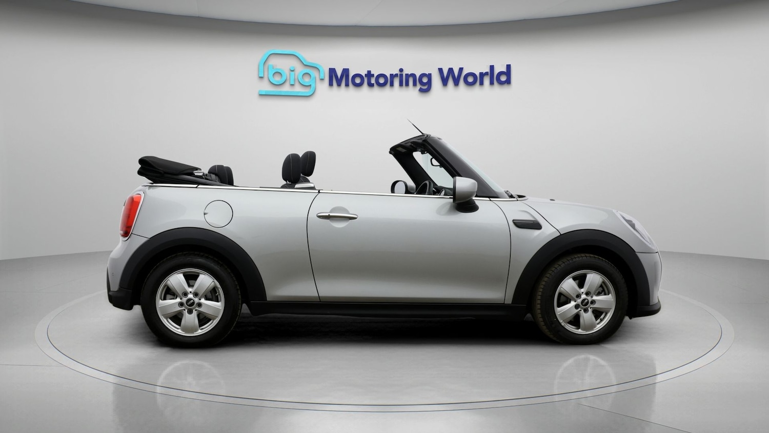 Used MINI Convertible 2023 for sale - 77901401: Photo 8
