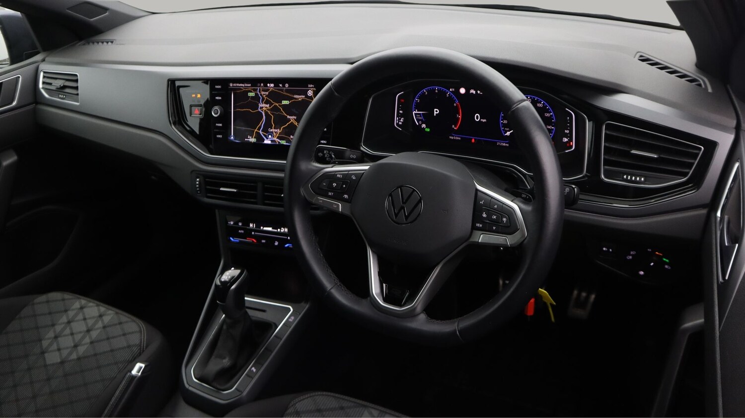 Used Volkswagen Polo 2022 for sale - 77617614: Photo 9