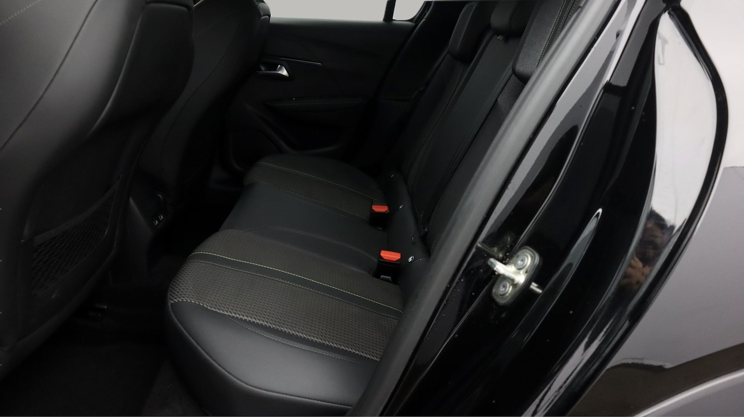 Used Peugeot 208 2022 for sale - 77652432: Photo 16