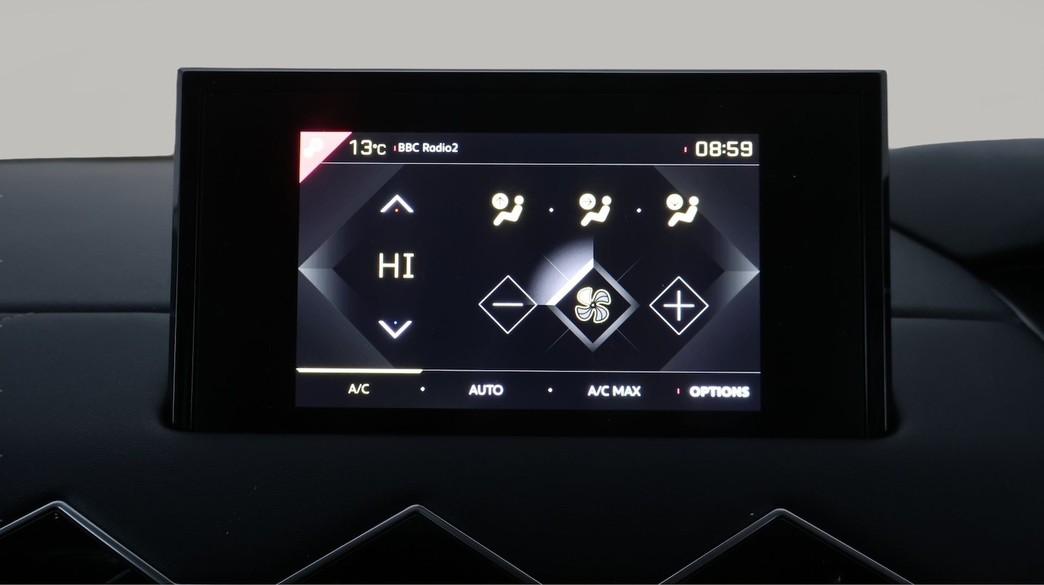 Used DS Automobiles DS 3 Crossback 2022 for sale - 78075181: Photo 11