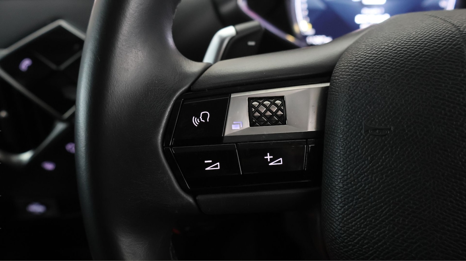 Used DS Automobiles DS 3 Crossback 2022 for sale - 78075181: Photo 22