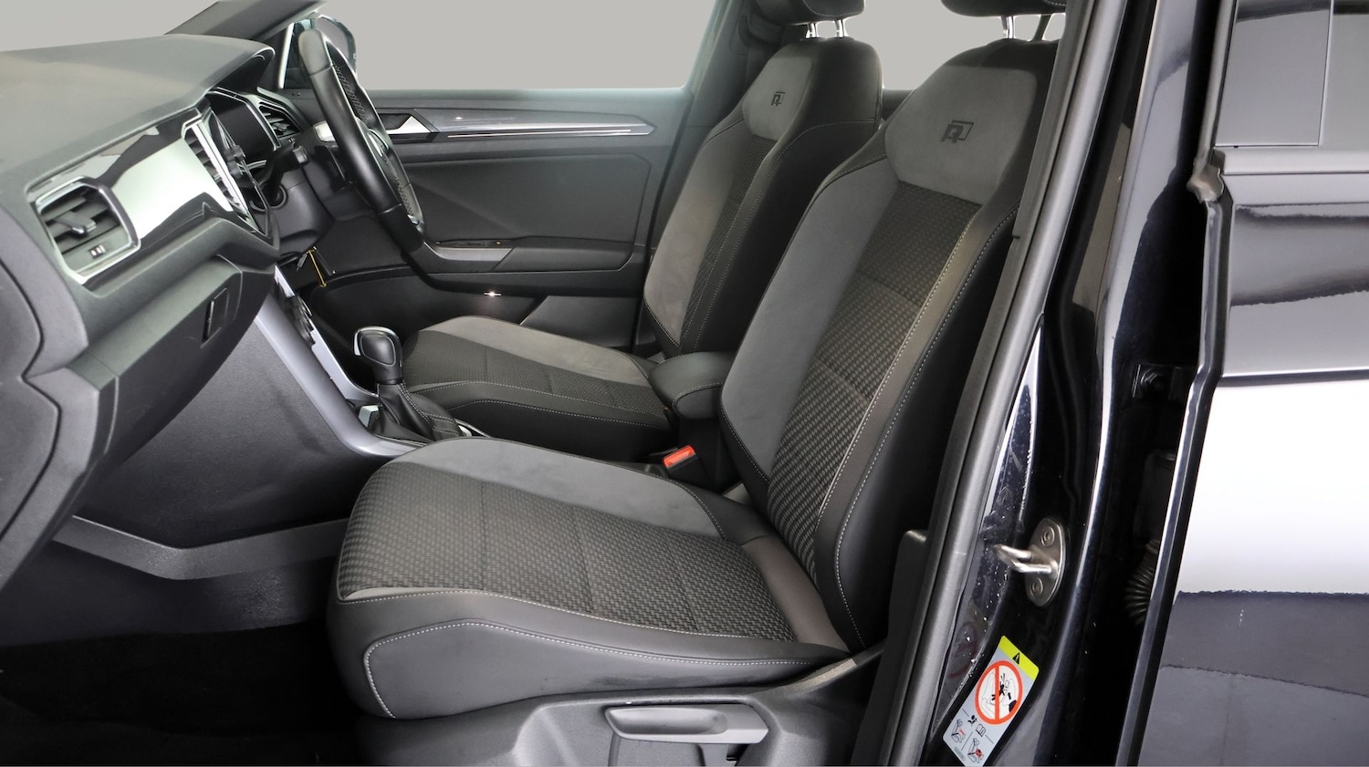 Used Volkswagen T-Roc 2021 for sale - 77543412: Photo 13