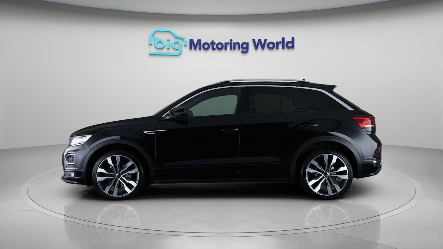 Used Volkswagen T-Roc 2021 for sale - 77543412: Photo 4