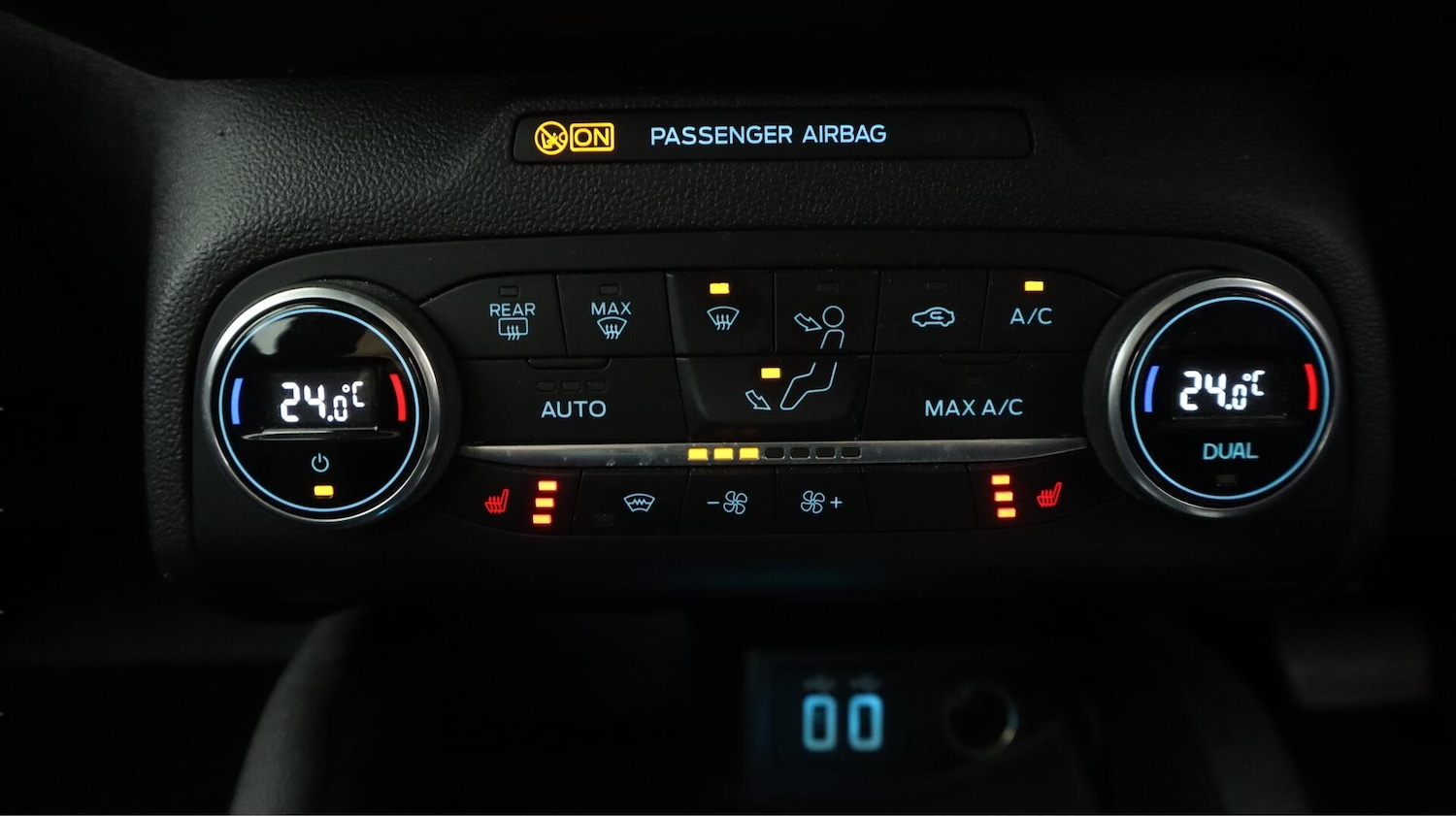 Used Ford Focus 2021 for sale - 76633733: Photo 13