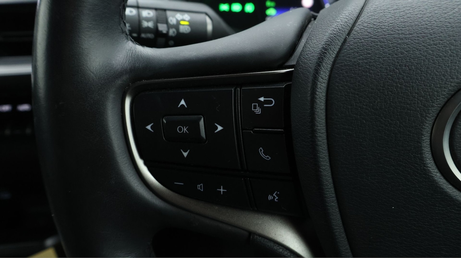 Used Lexus UX 2023 for sale - 77367134: Photo 23