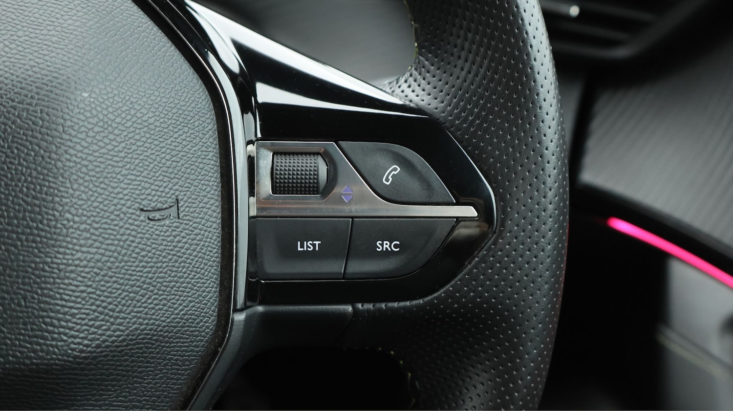 Used Peugeot 2008 for sale - 77349775: Photo 25