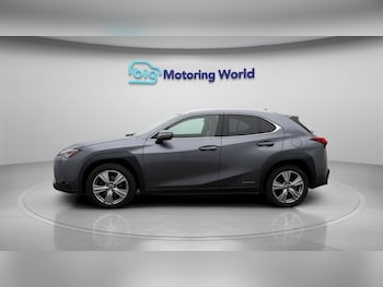 Used Lexus UX 2019 for sale - 77589925: Photo