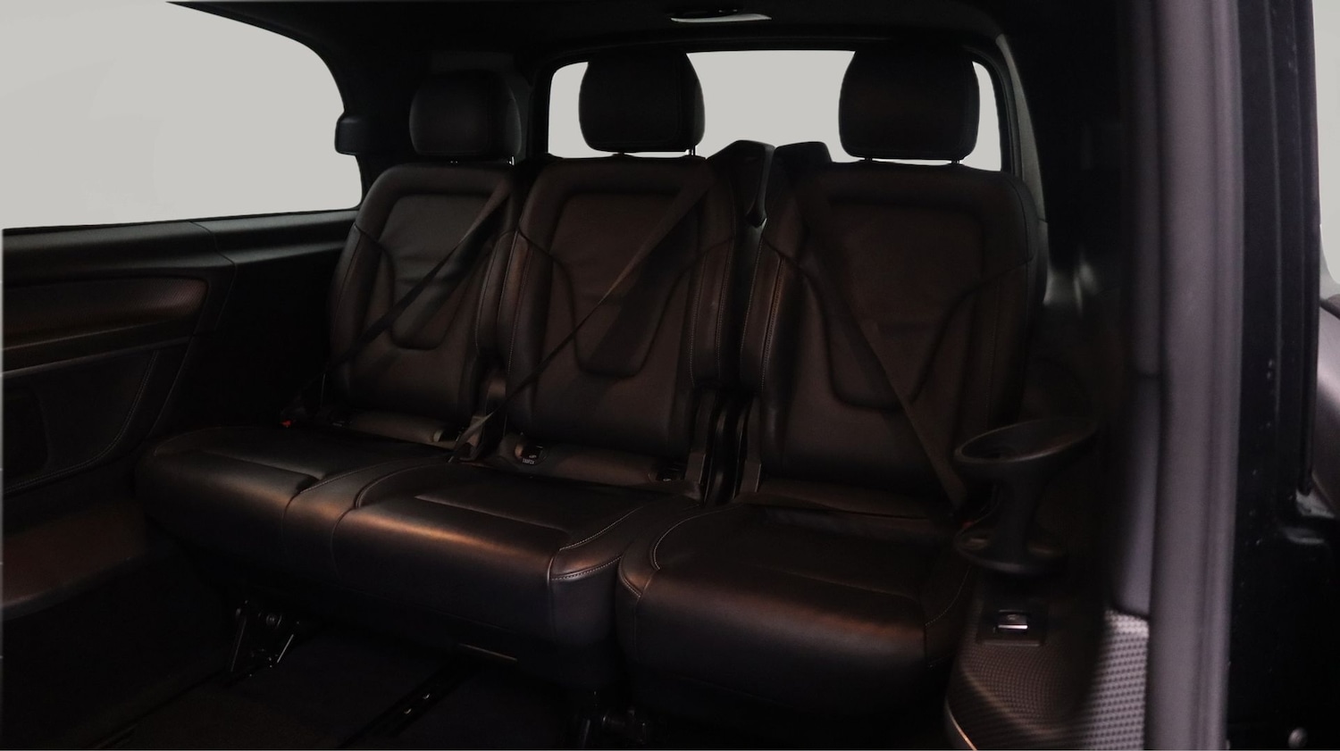 Used Mercedes-Benz V-Class 2023 for sale - 77819069: Photo 21