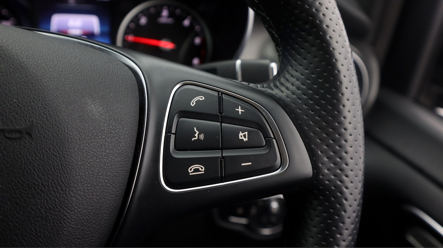 Used Mercedes-Benz V-Class 2023 for sale - 77819069: Photo 23