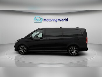 Used Mercedes-Benz V-Class 2023 for sale - 77819069: Photo