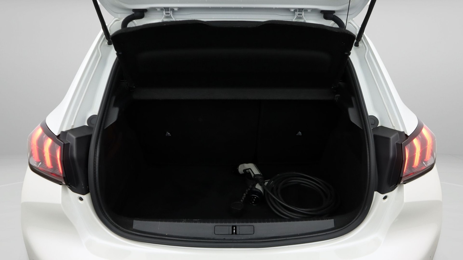 Used Peugeot 208 2020 for sale - 77678951: Photo 17