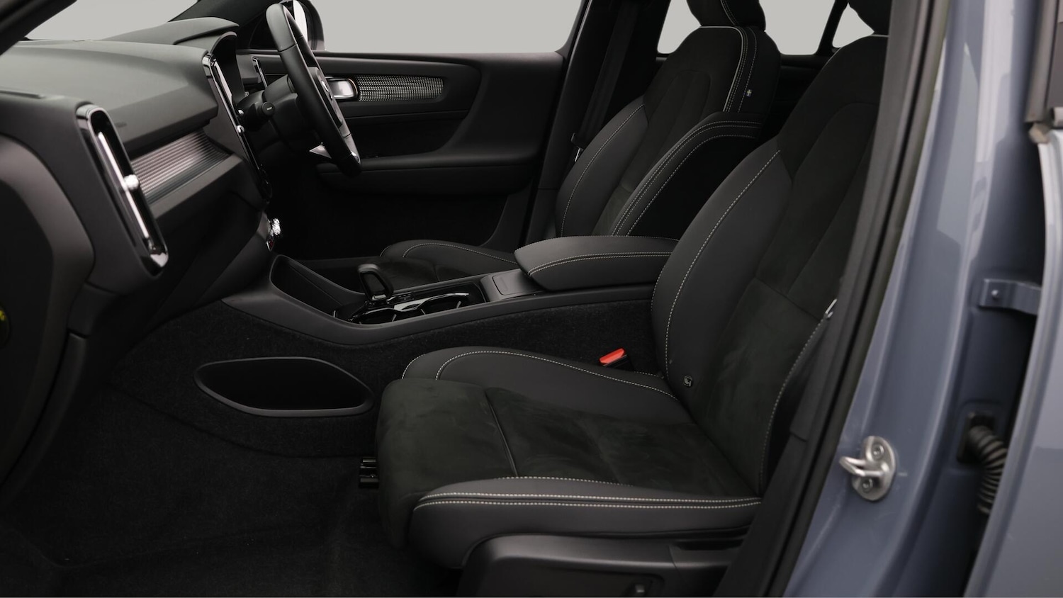 Used Volvo XC40 2022 for sale - 76135937: Photo 15