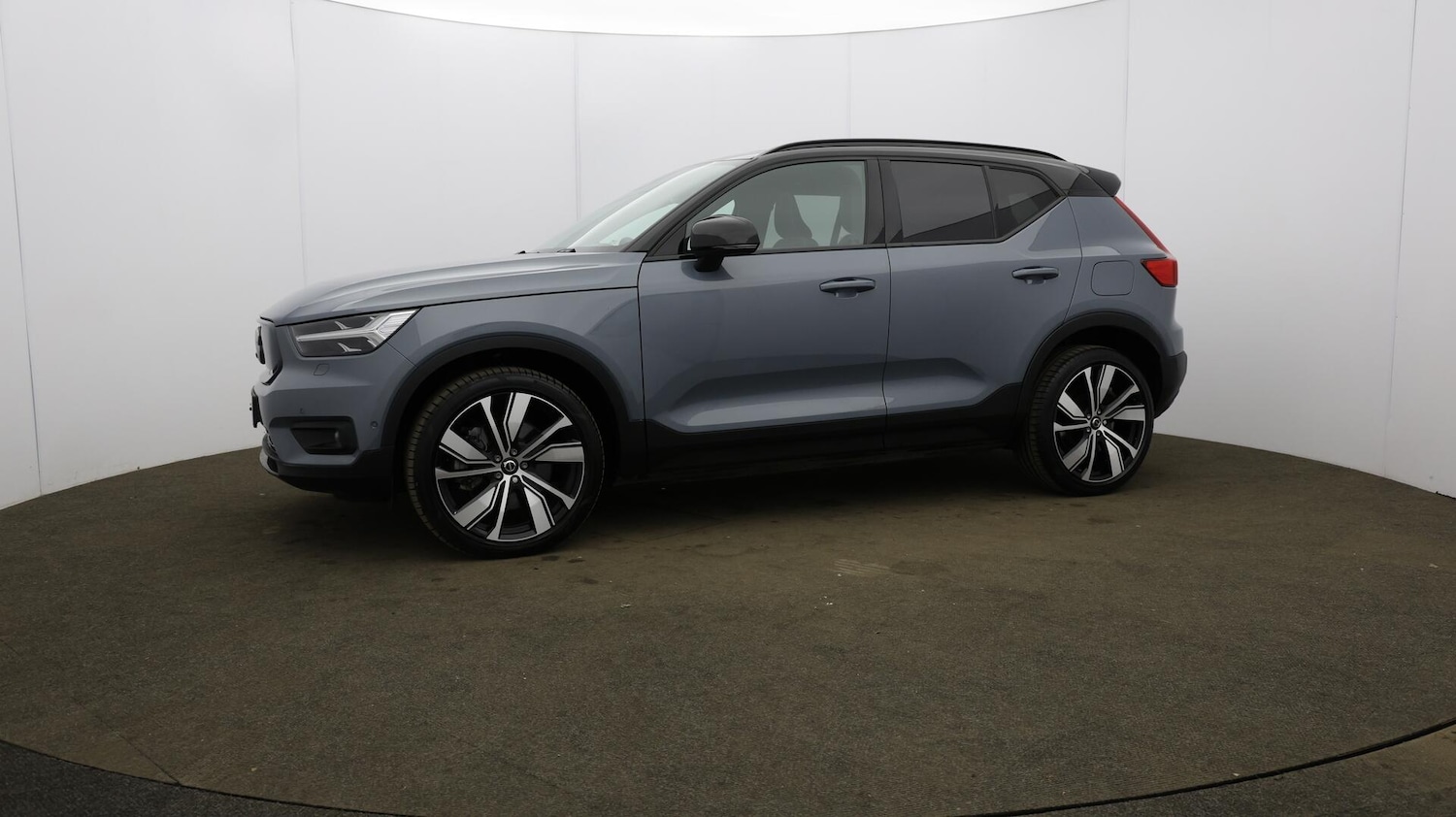 Used Volvo XC40 2022 for sale - 76135937: Photo 41