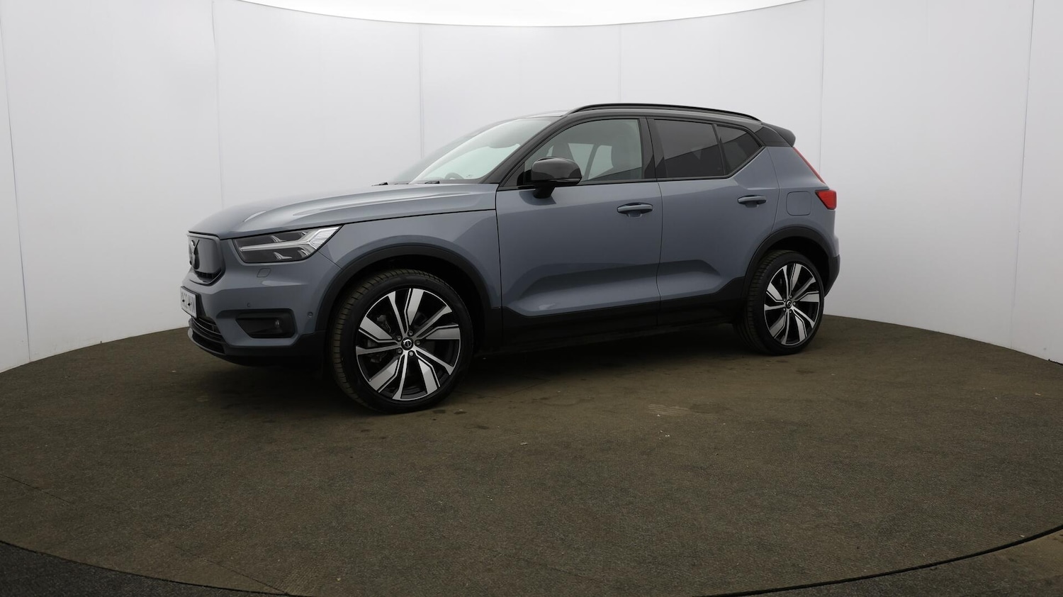 Used Volvo XC40 2022 for sale - 76135937: Photo 42