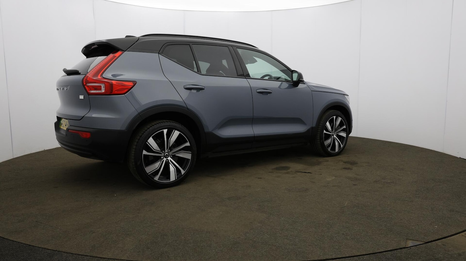 Used Volvo XC40 2022 for sale - 76135937: Photo 64