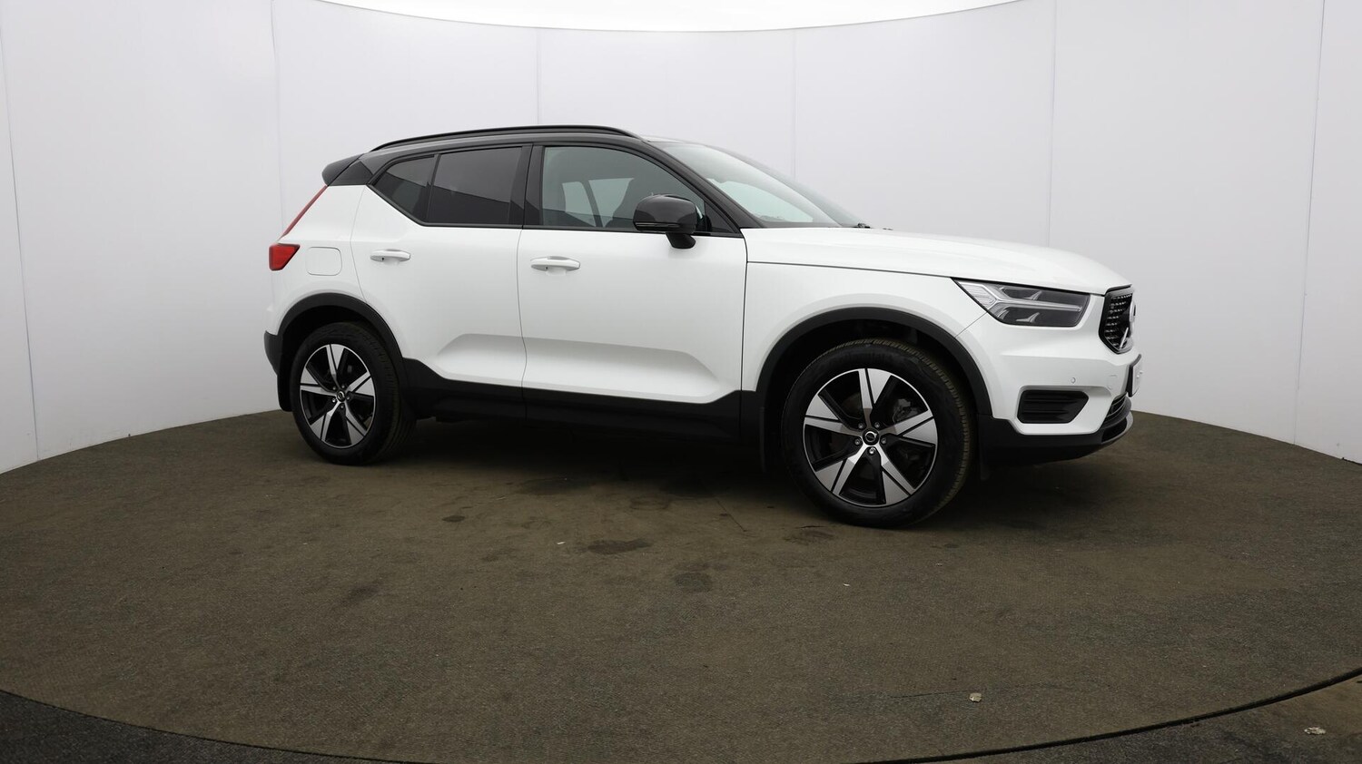Used Volvo XC40 2022 for sale - 76472338: Photo 53