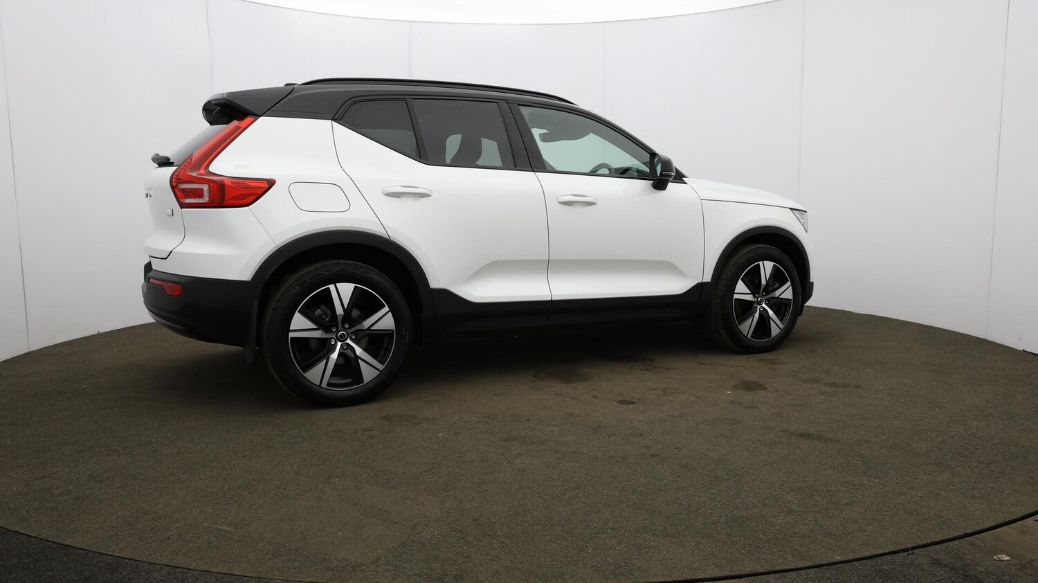 Used Volvo XC40 2022 for sale - 76472338: Photo 60