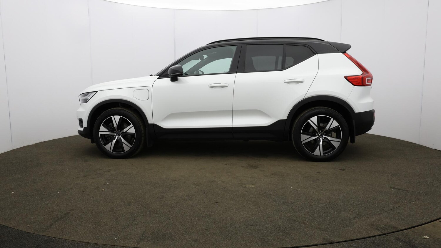 Used Volvo XC40 2022 for sale - 76472338: Photo 72