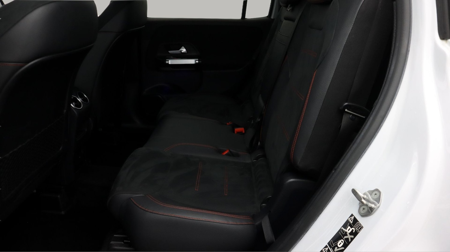 Used Mercedes-Benz GLB 2022 for sale - 77766249: Photo 16