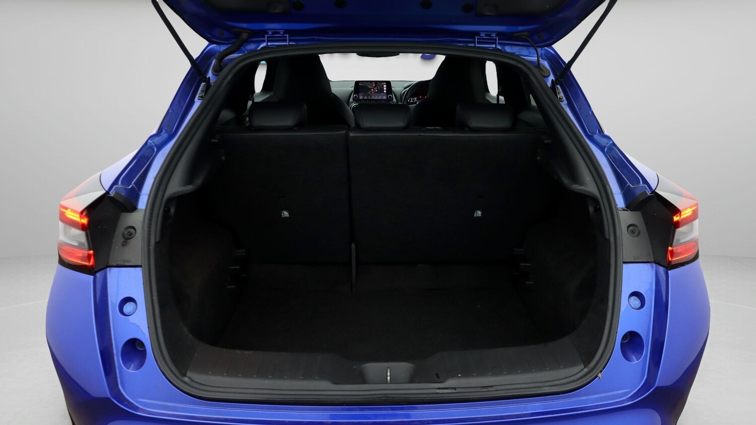 Used Nissan Juke 2023 for sale - 77668357: Photo 17