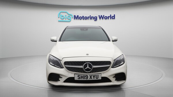 Used Mercedes-Benz C-Class 2019 for sale - 75519381: Photo 3