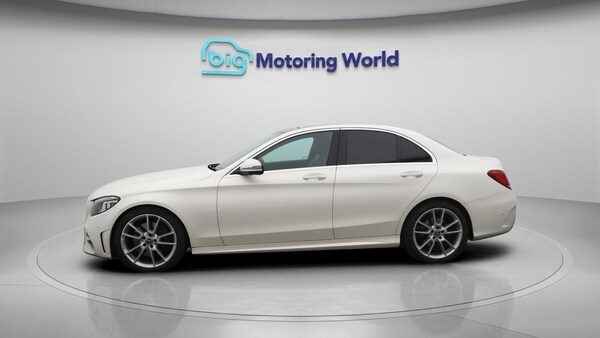 Used Mercedes-Benz C-Class 2019 for sale - 75519381: Photo 5