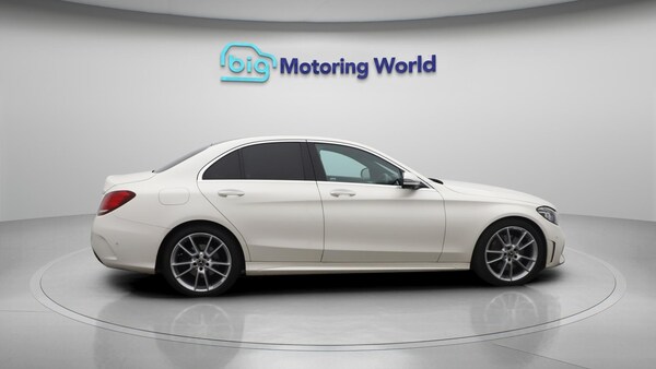 Used Mercedes-Benz C-Class 2019 for sale - 75519381: Photo 9