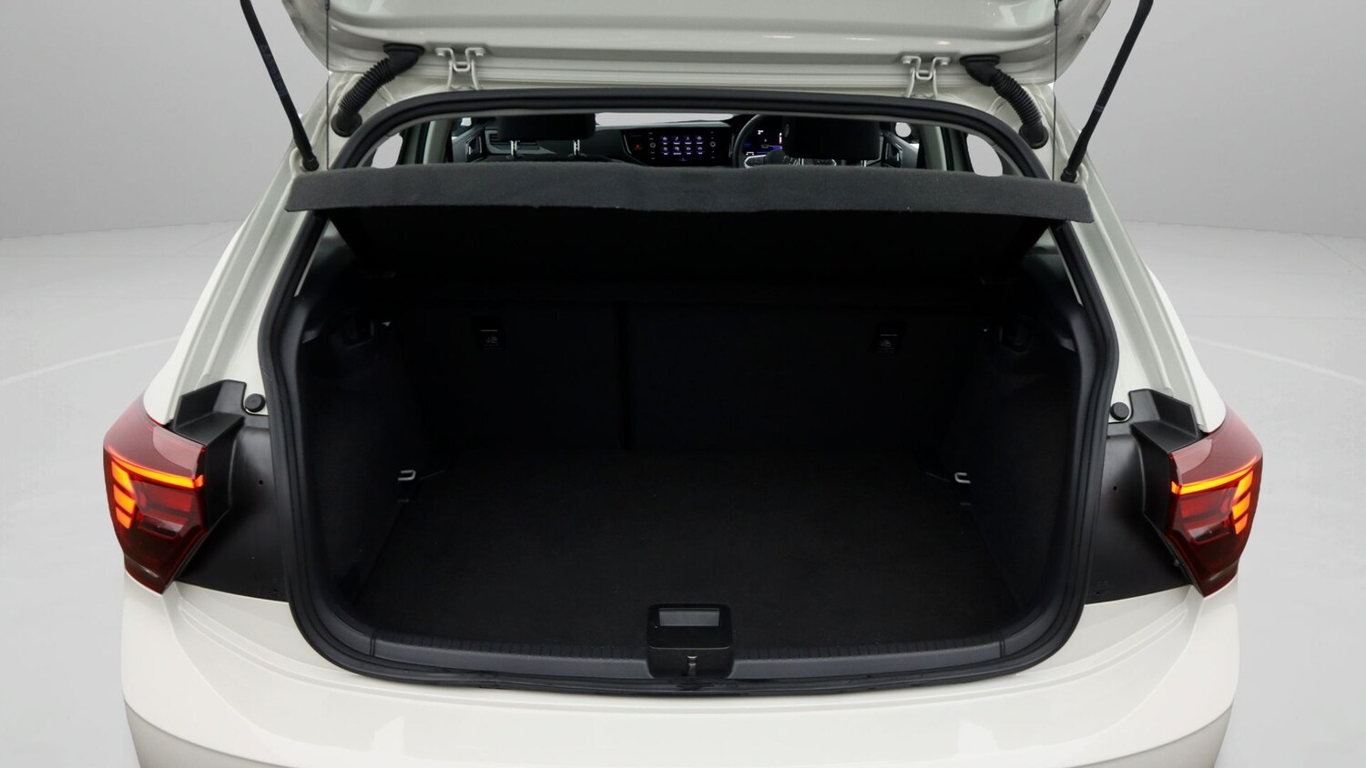 Used Volkswagen Polo for sale - 77261299: Photo 17