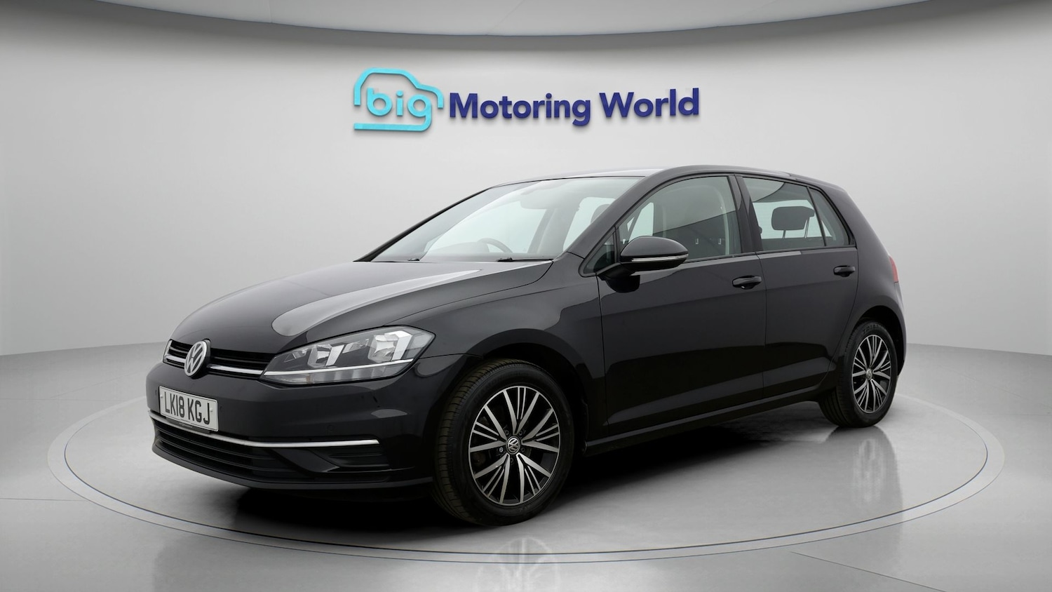 Used Volkswagen Golf 2018 for sale - 78038734: Photo 3