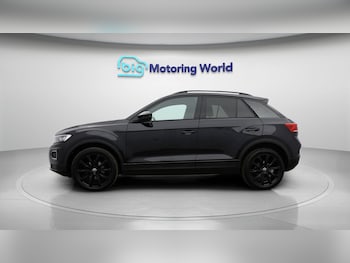 Used Volkswagen T-Roc 2021 for sale - 79207369: Photo