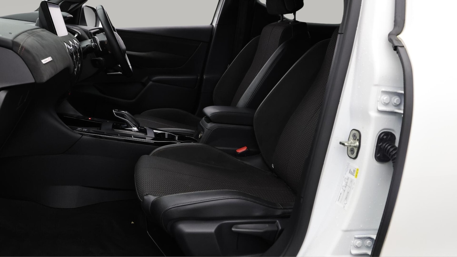 Used DS Automobiles DS 3 Crossback 2022 for sale - 76326673: Photo 15