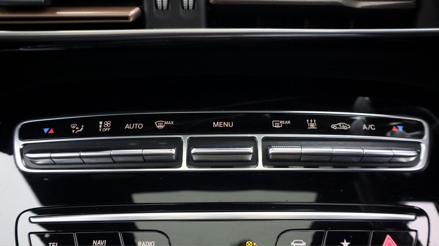 Used Mercedes-Benz EQC 2023 for sale - 77453608: Photo 12