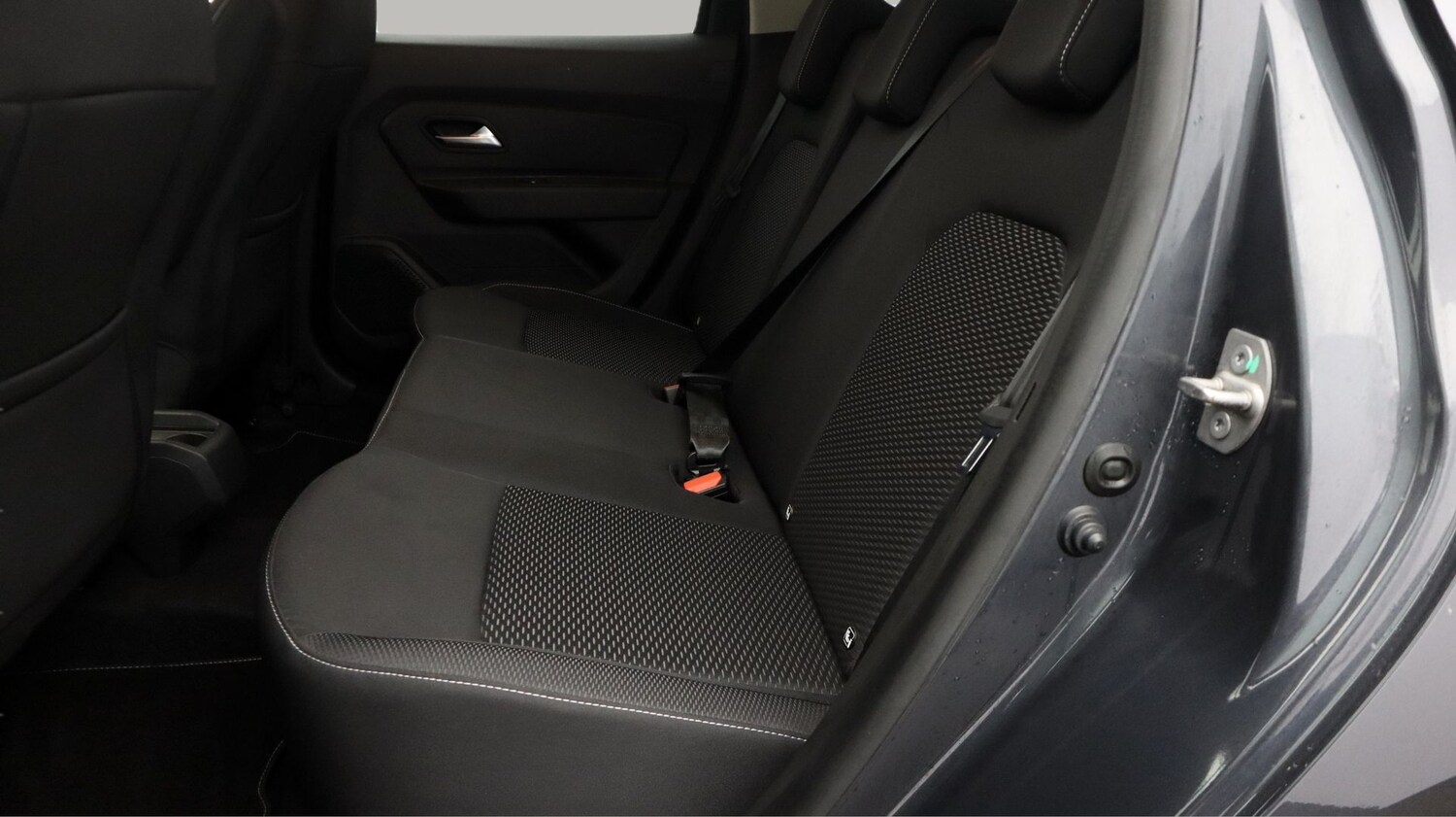 Used Dacia Duster for sale - 77303389: Photo 16