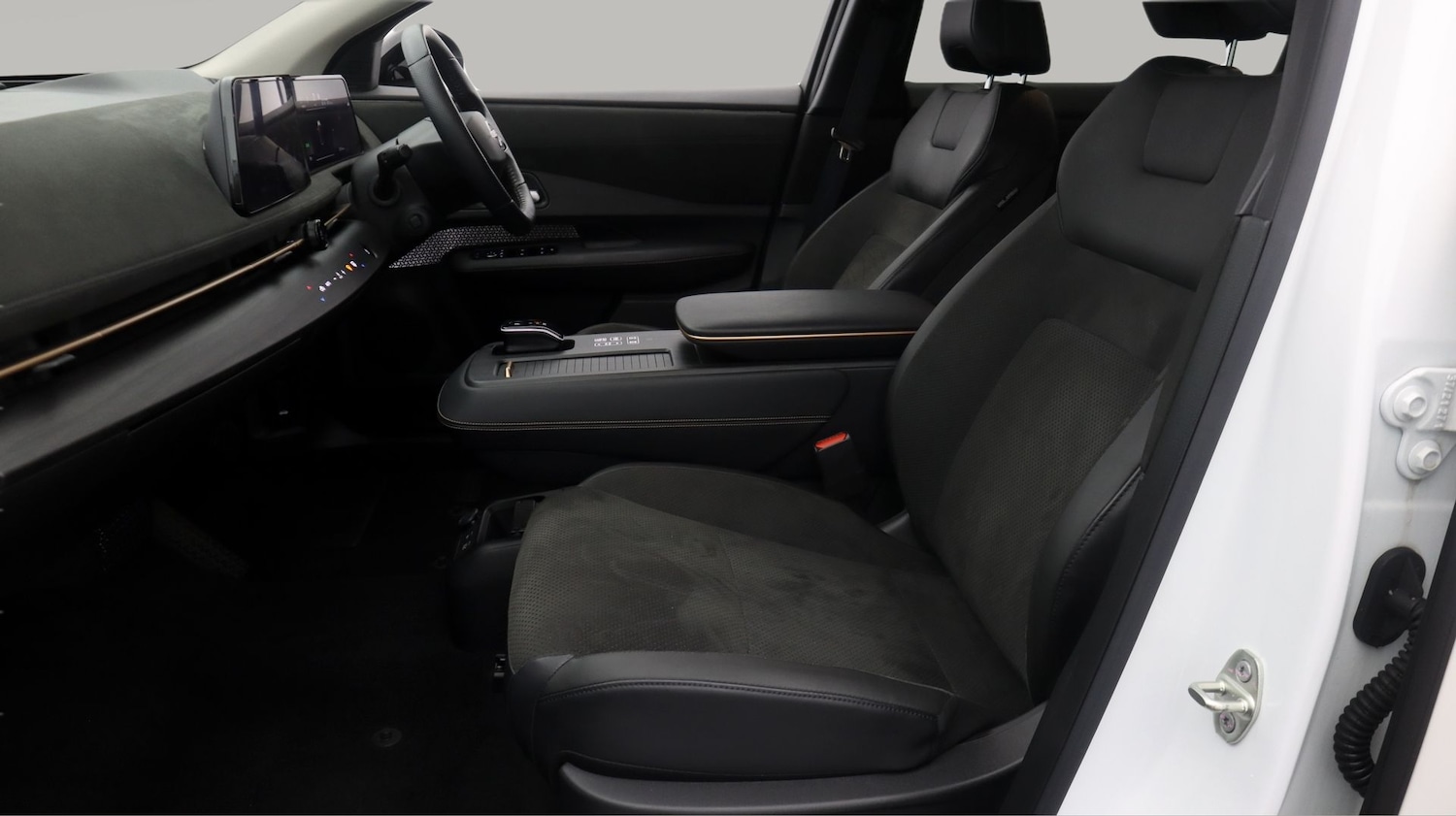 Used Nissan ARIYA 2023 for sale - 77181538: Photo 14