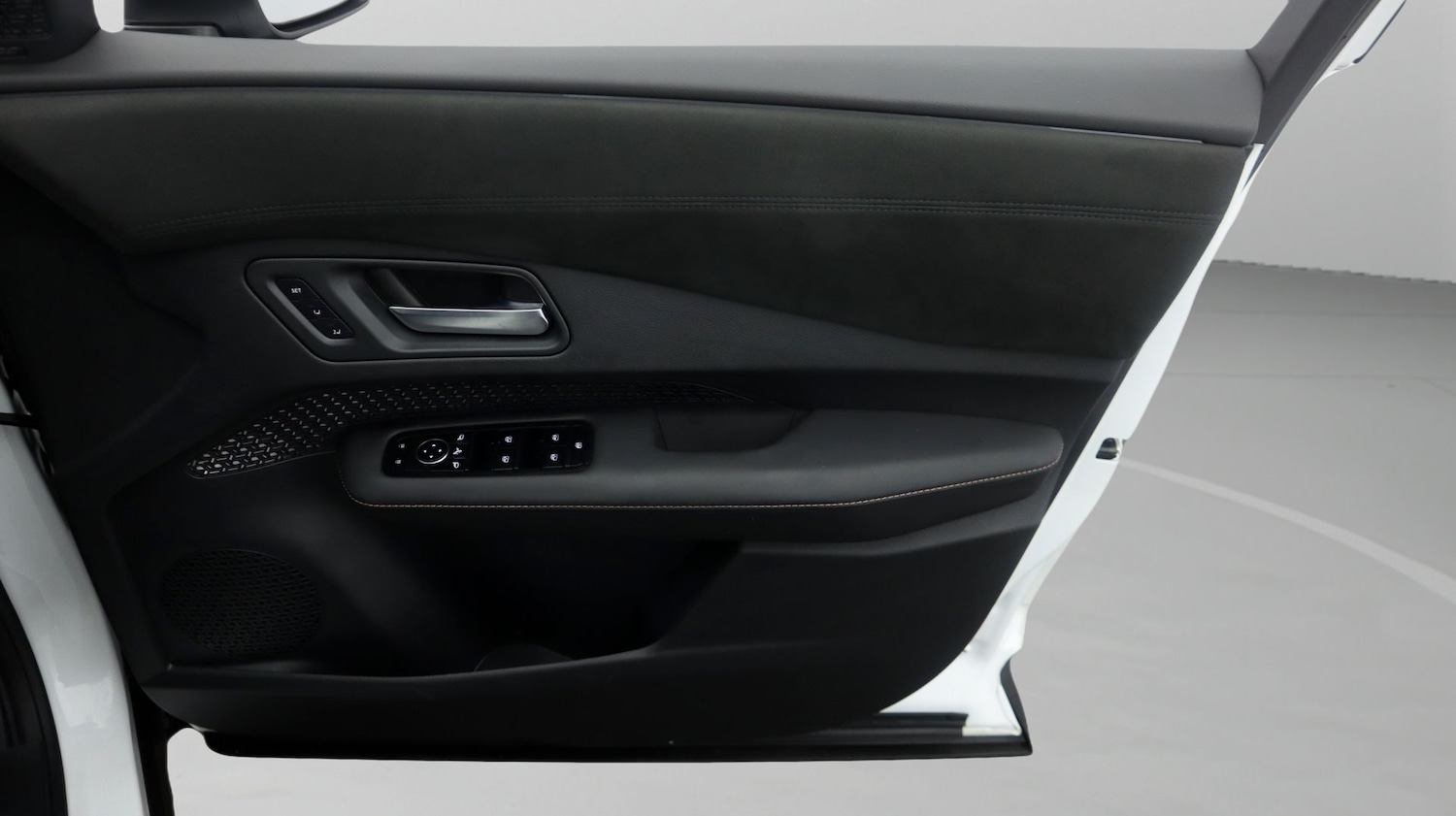 Used Nissan ARIYA 2023 for sale - 77181538: Photo 15