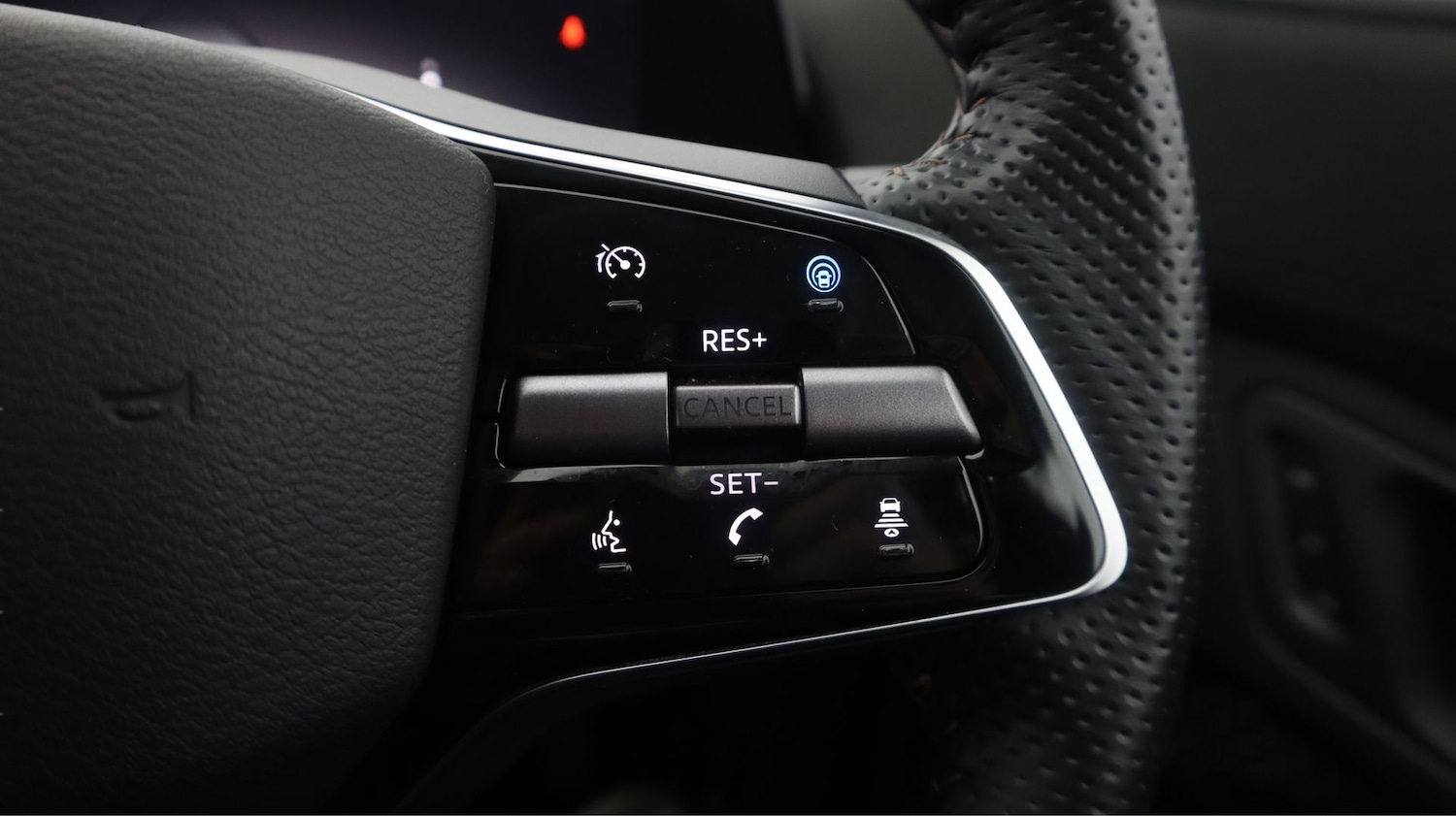 Used Nissan ARIYA 2023 for sale - 77181538: Photo 21