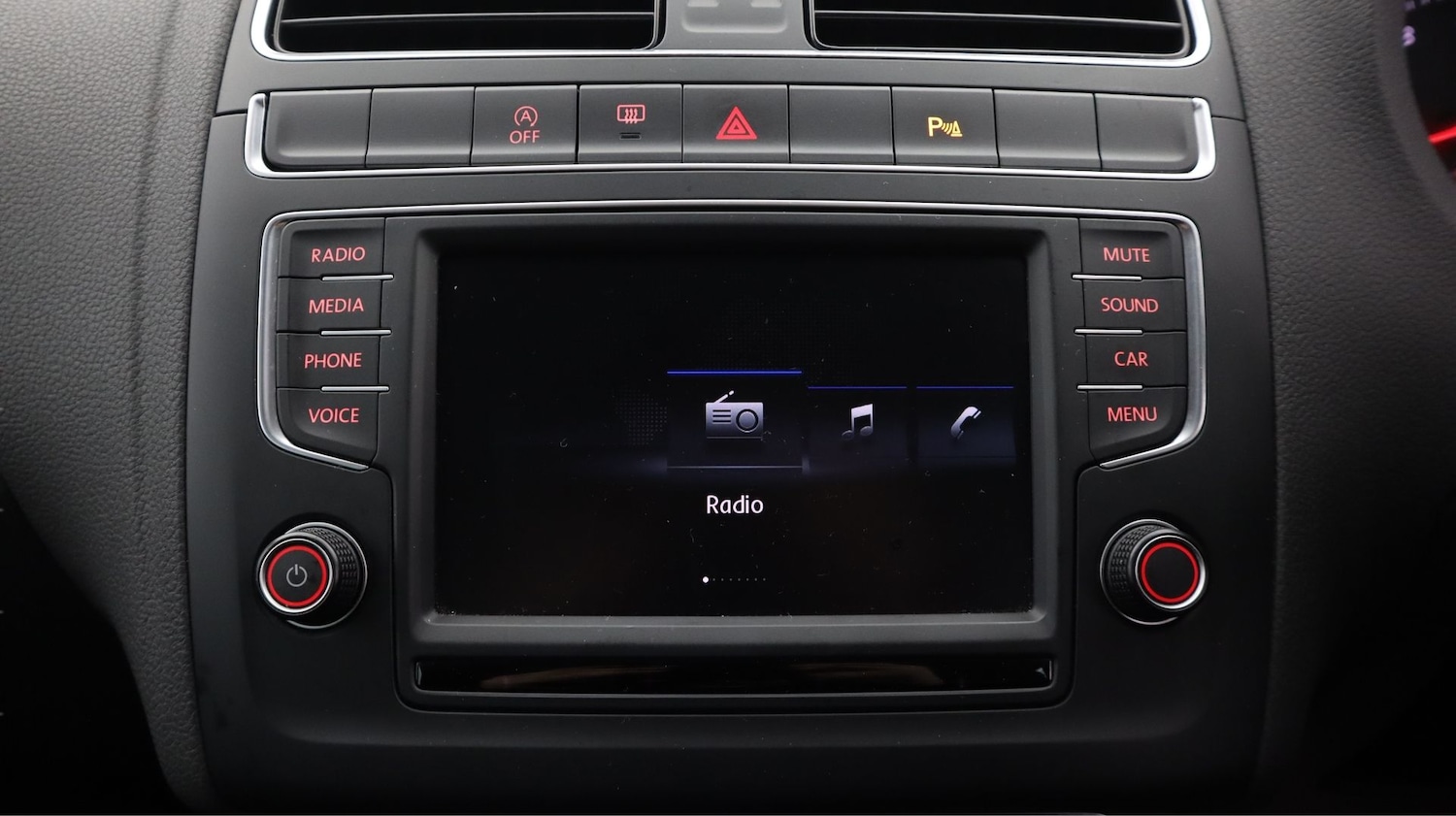 Used Volkswagen Polo 2017 for sale - 77230767: Photo 11