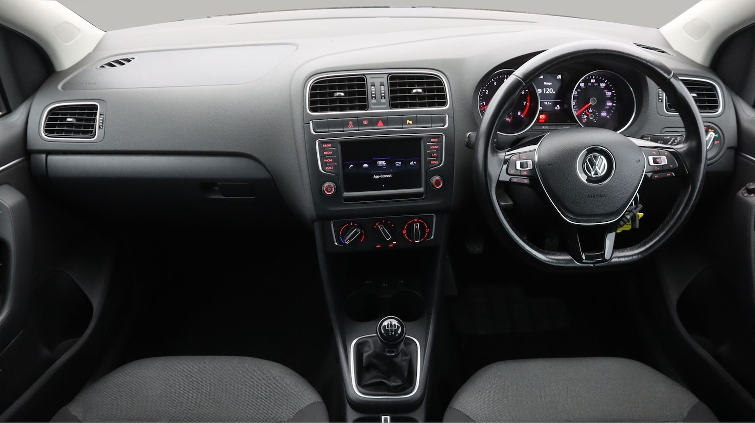 Used Volkswagen Polo 2017 for sale - 77230767: Photo 13