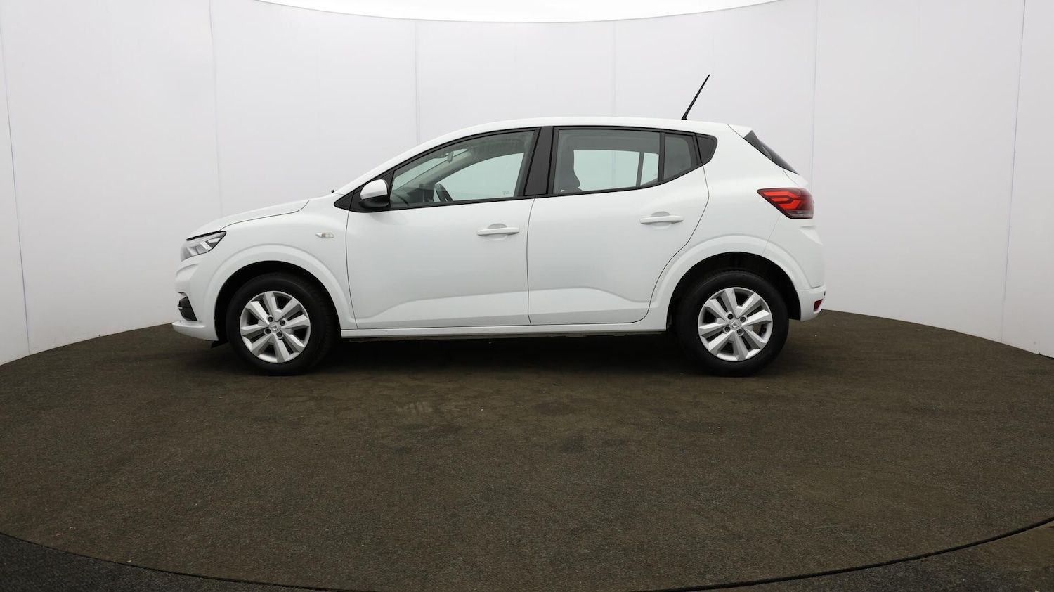Used Dacia Sandero 2022 for sale - 76000892: Photo 72