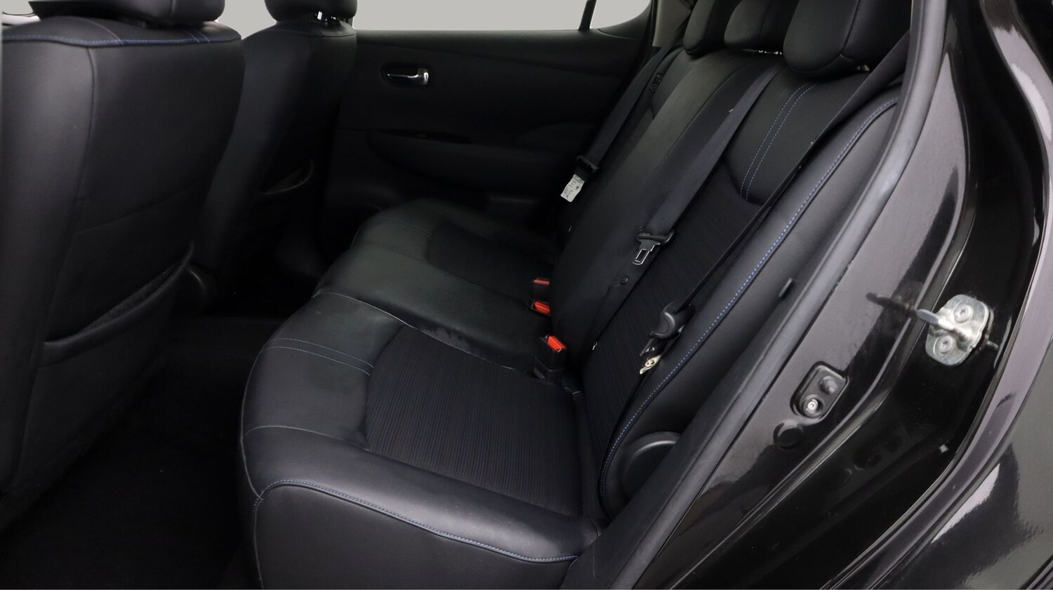 Used Nissan Leaf 2021 for sale - 77758788: Photo 16