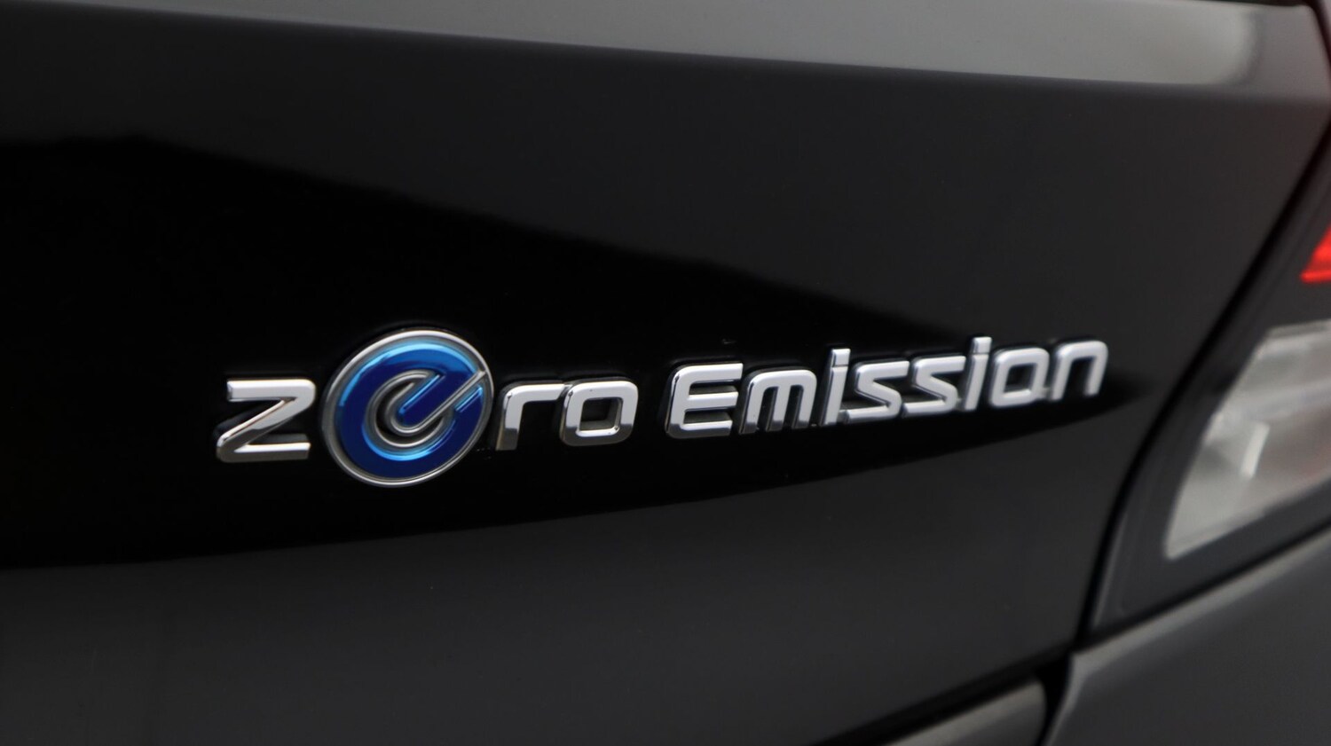 Used Nissan Leaf 2021 for sale - 77758788: Photo 23