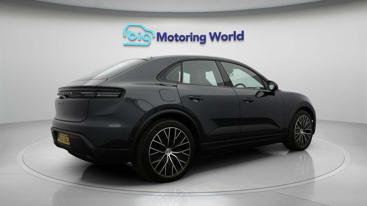 Used Porsche Macan 2025 for sale - 77216394: Photo 7